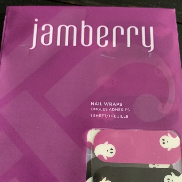 JAMBERRY Halloween Glow in the Dark Ghost Nail Wraps - Glowing Ghouls - Picture 5 of 11